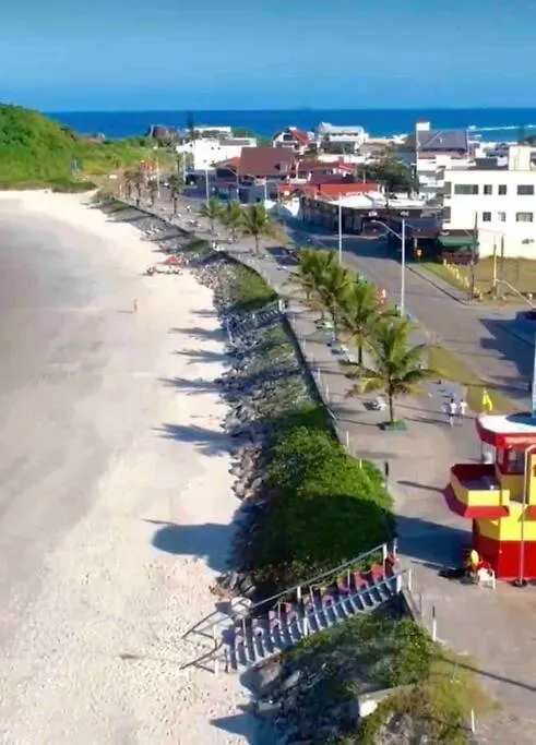 Apto 3 Dormitorios Na Prainha 8 A 10 Pessoas Sao Francisco do Sul 0*,  Brasil